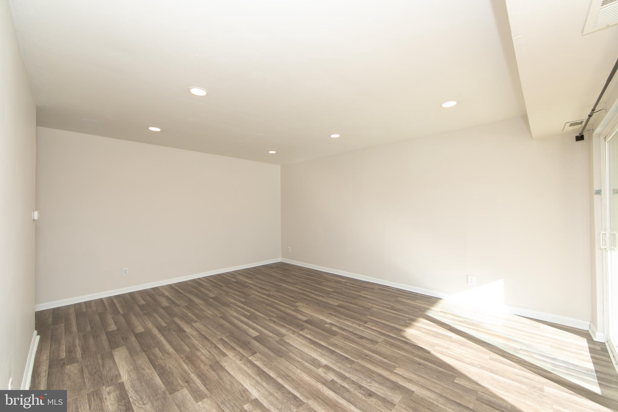 125 Echelon Road Voorhees, NJ 08043 - Photo 7 of 25