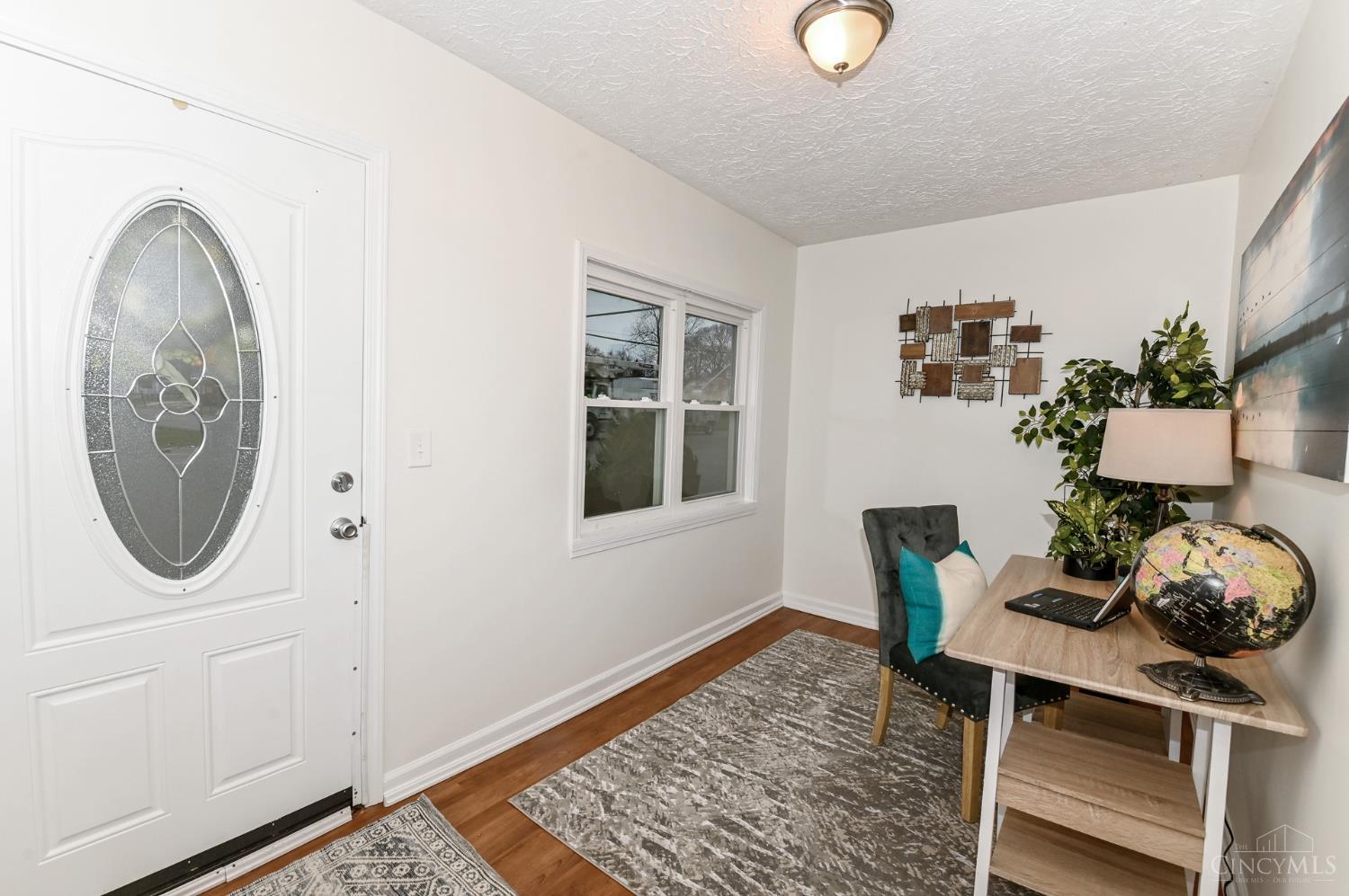 484 West Kemper Road Springdale, OH 45246 - Photo 4 of 46