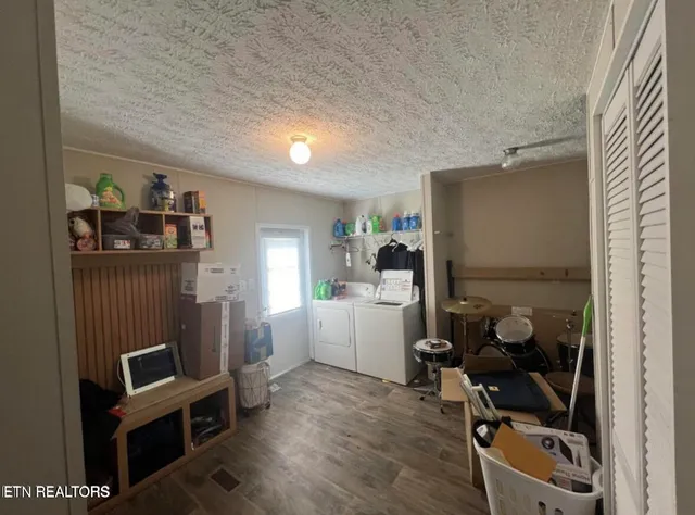 $245,000 | 306 Honeycutt Road, Oneida, TN 37841