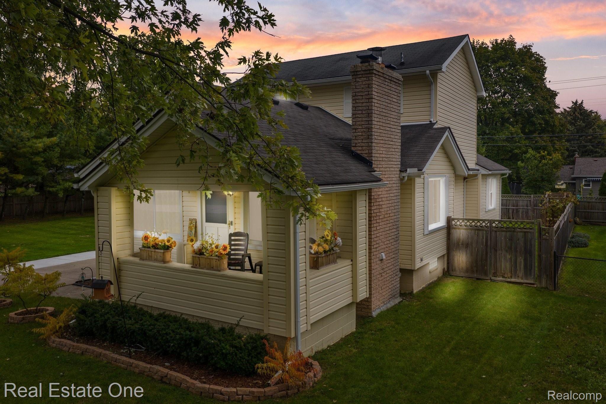 2721 Culbertson Avenue Rochester, MI 48307 - Photo 43 of 52 A WONDERFUL PLACE TO CALL HOME!!