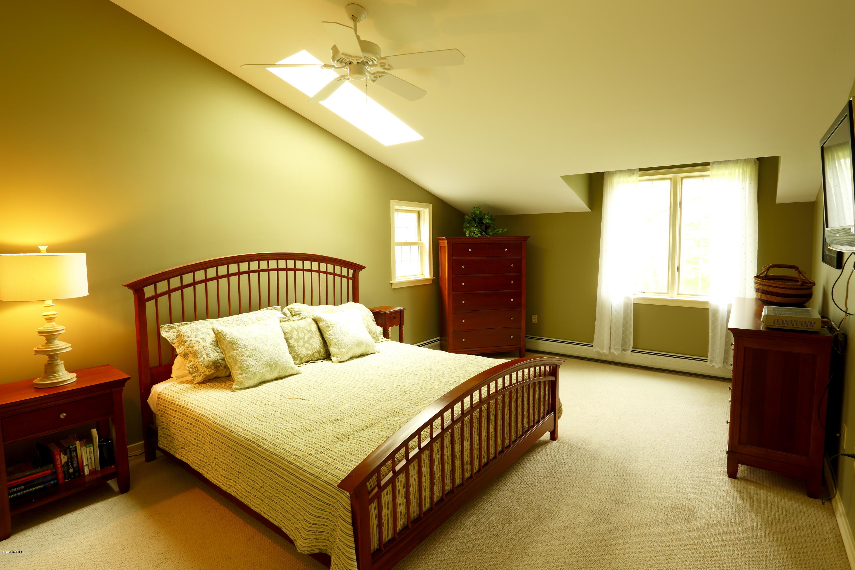 73 East New Lenox Road Pittsfield, MA 01201 - Photo 14 of 25 2014-05-23 15.28.38