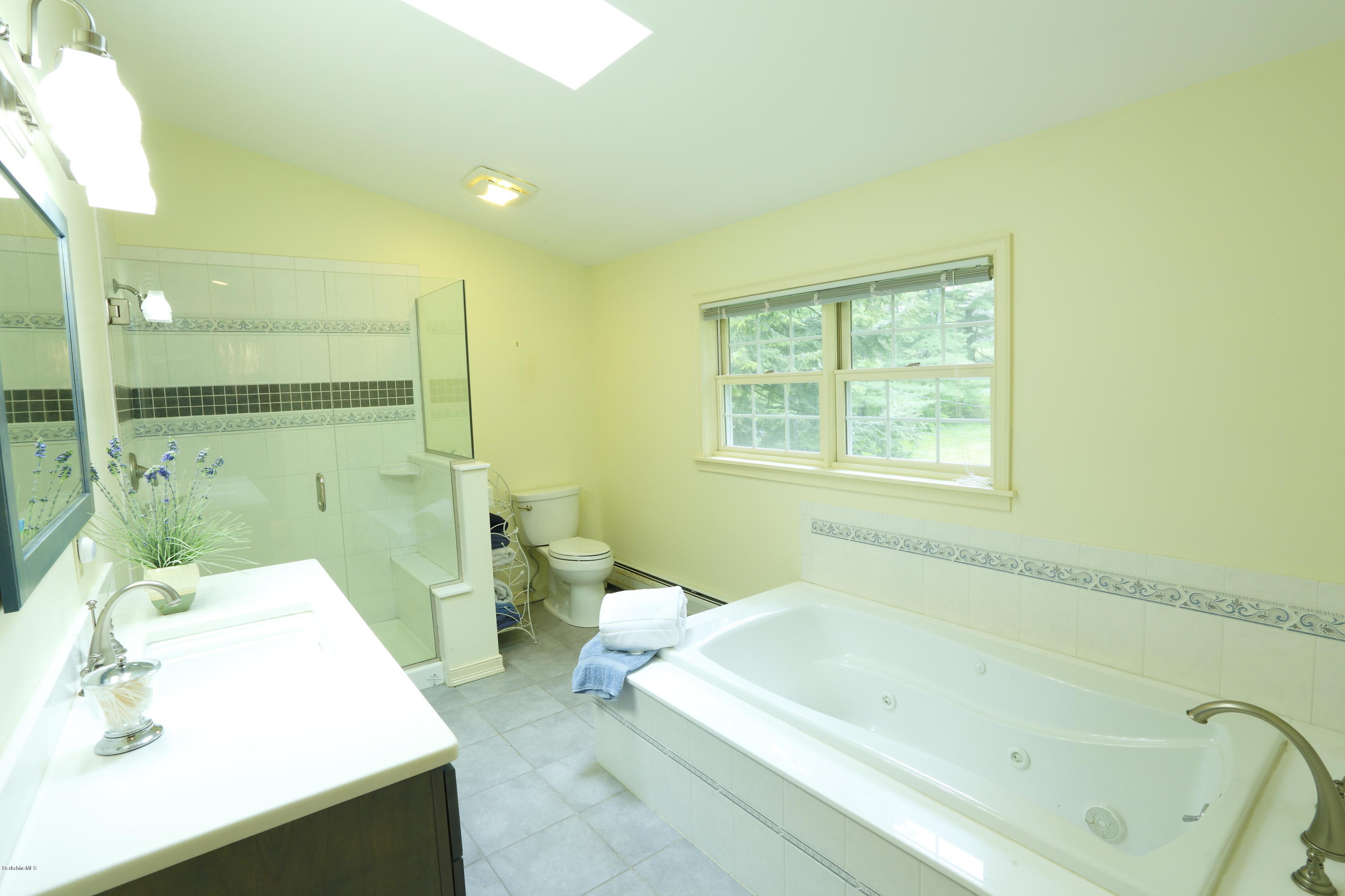 73 East New Lenox Road Pittsfield, MA 01201 - Photo 16 of 25 2014-05-23 15.33.50