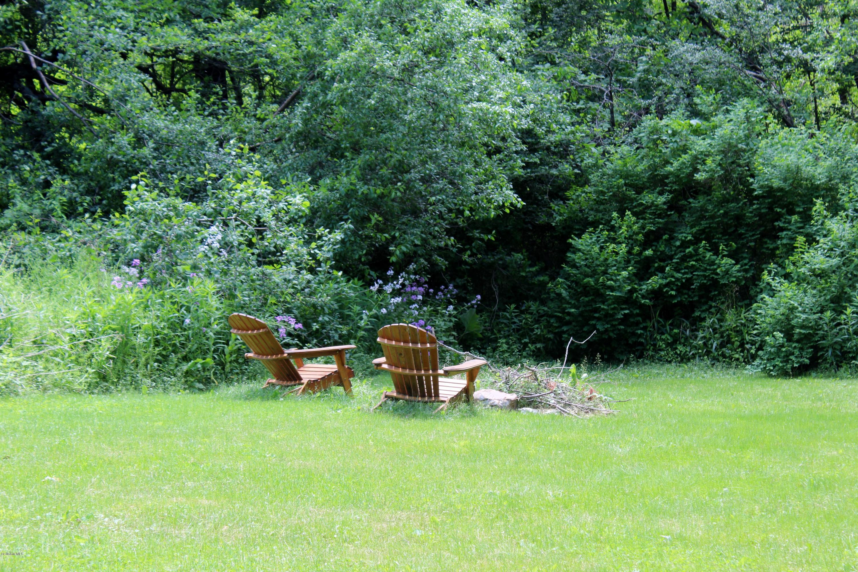 73 East New Lenox Road Pittsfield, MA 01201 - Photo 4 of 25 IMG_0789