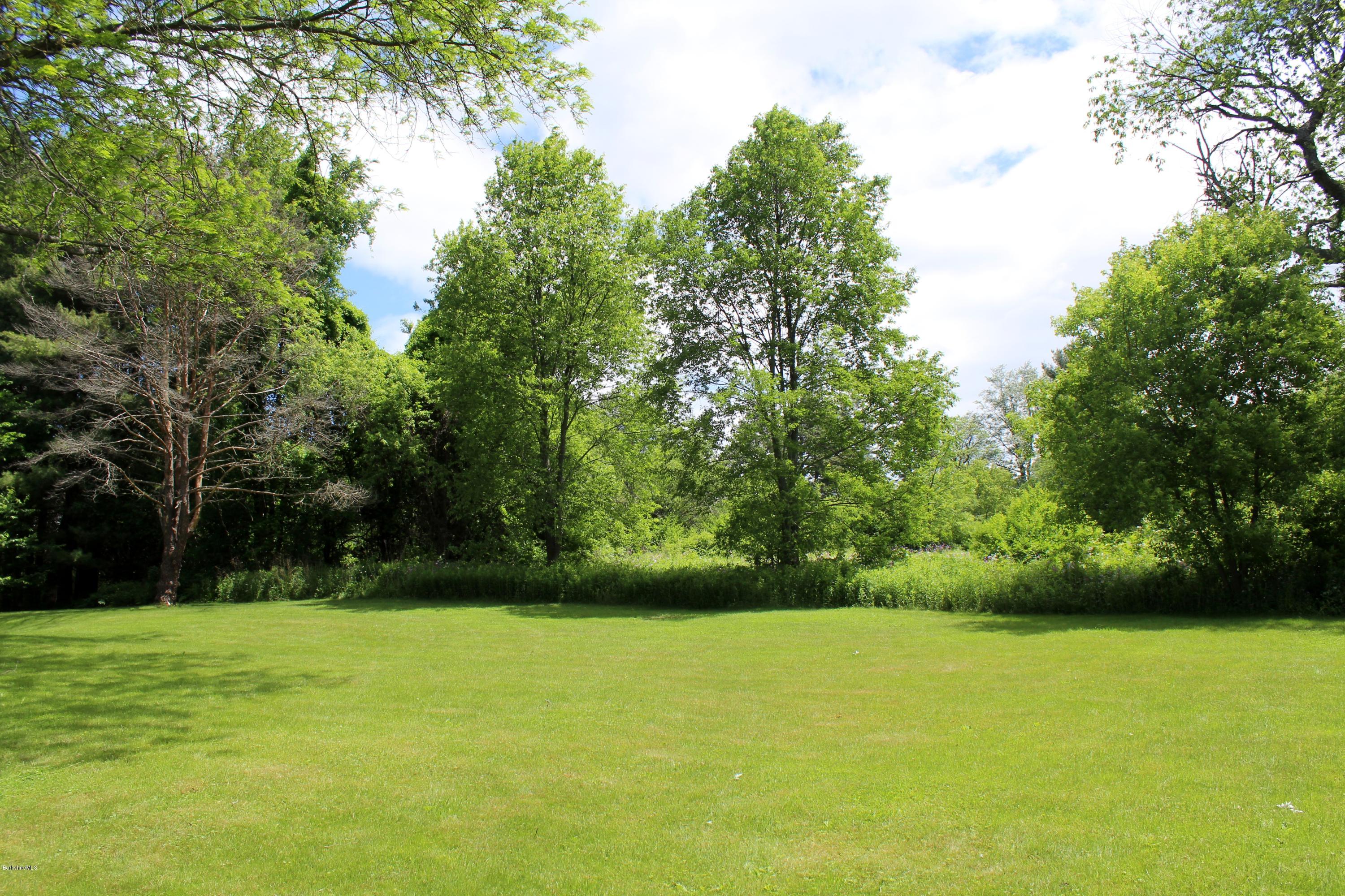 73 East New Lenox Road Pittsfield, MA 01201 - Photo 6 of 25 IMG_0794