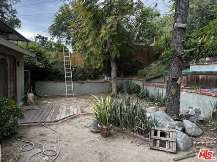 $695,000 | 13626 Shablow Avenue, Sylmar, CA 91342