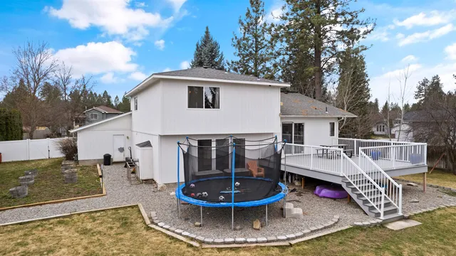 $550,000 | 4712 East Winfield Court, Mead, WA 99021