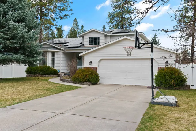 $550,000 | 4712 East Winfield Court, Mead, WA 99021