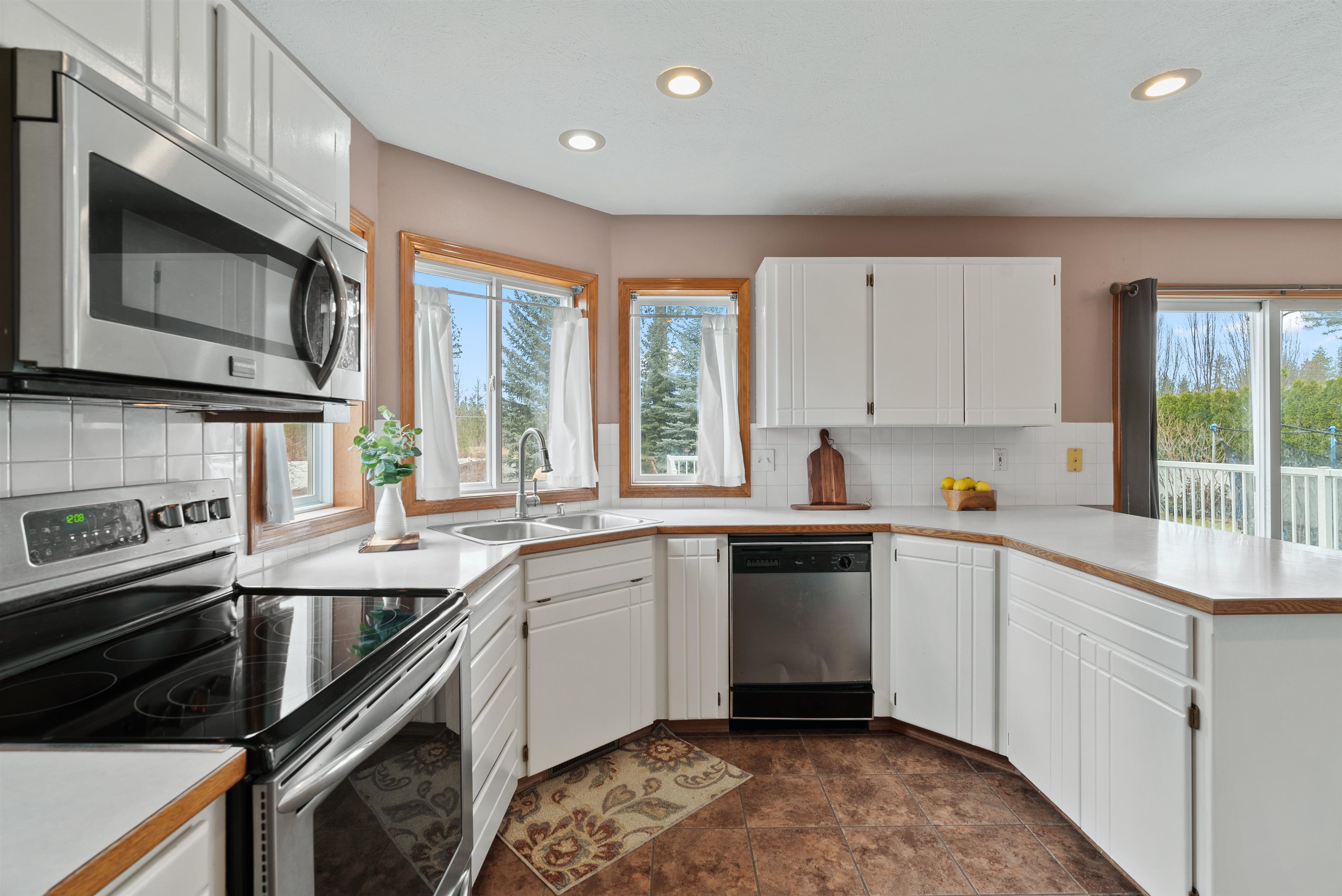 4712 East Winfield Court Mead, WA 99021 - Photo 6 of 27