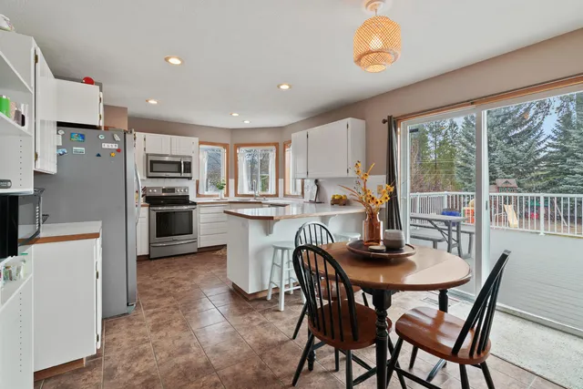 $550,000 | 4712 East Winfield Court, Mead, WA 99021