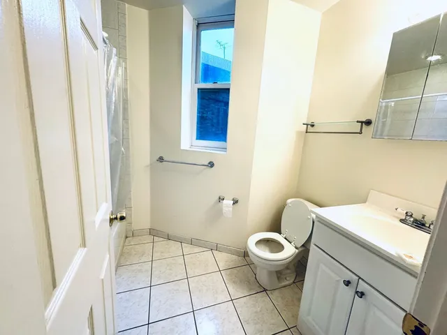 $3,000 | 214 Warren Street, Unit 4B, Jersey City, NJ 07302