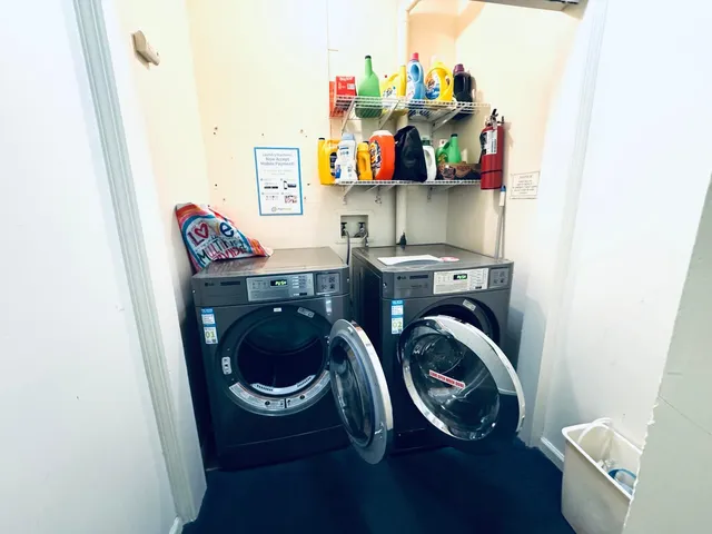 $3,000 | 214 Warren Street, Unit 4B, Jersey City, NJ 07302