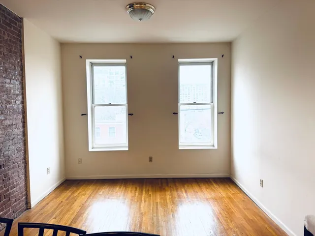 $3,000 | 214 Warren Street, Unit 4B, Jersey City, NJ 07302