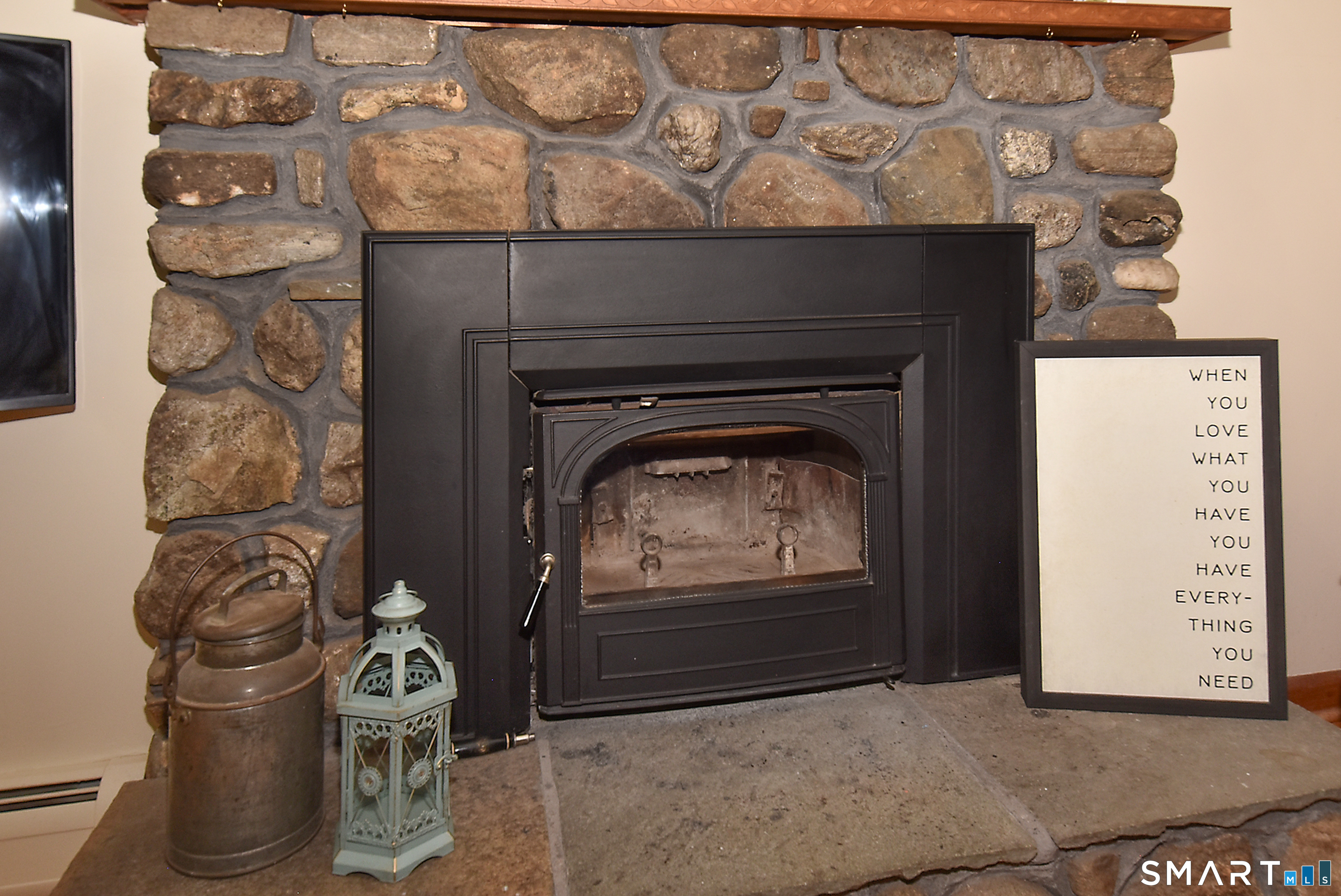 607 Old Post Road Tolland, CT 06084 - Photo 7 of 32