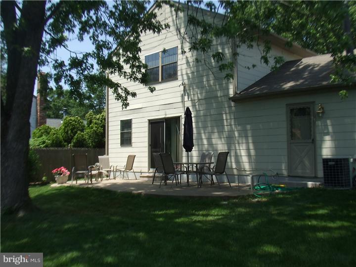 127 Abbey Road Voorhees, NJ 08043 - Photo 14 of 15 Exterior Back