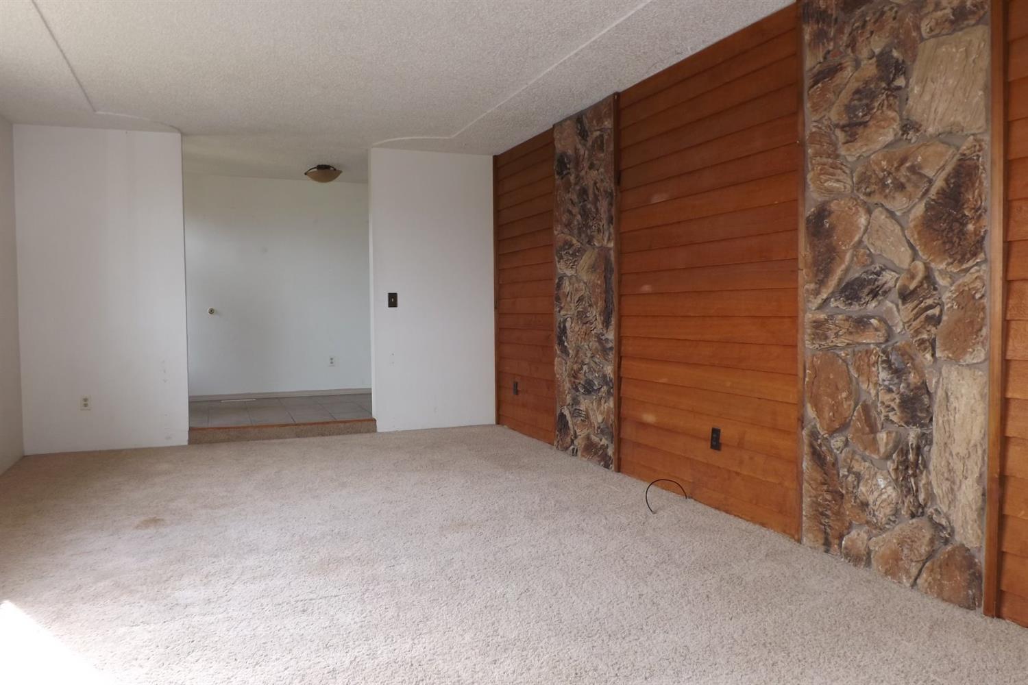 6757 Henley Road Klamath Falls, OR 97603 - Photo 6 of 29 Additional Photo