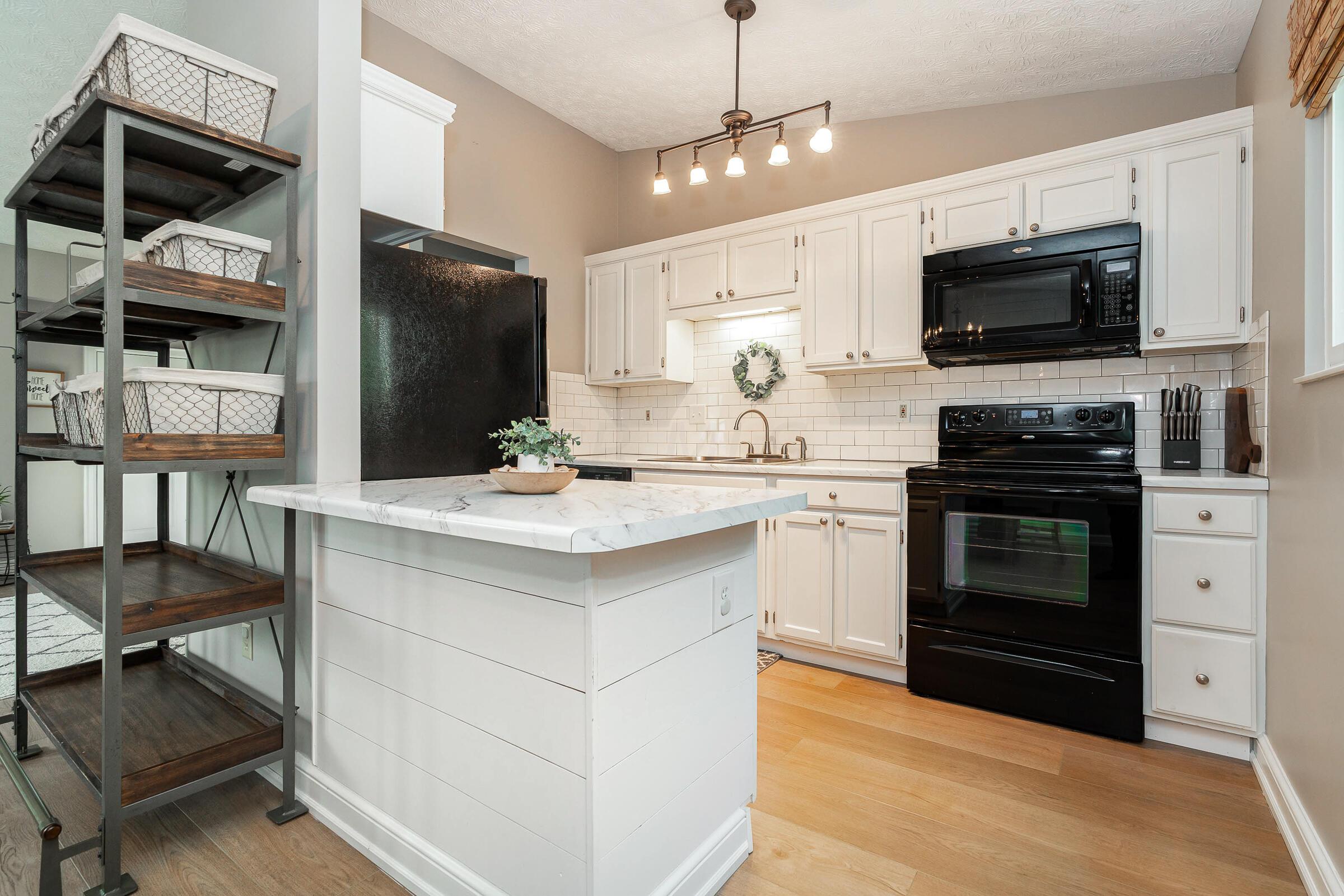 57 Ravine Road Powell, OH 43065 - Photo 5 of 33 New Kitchen