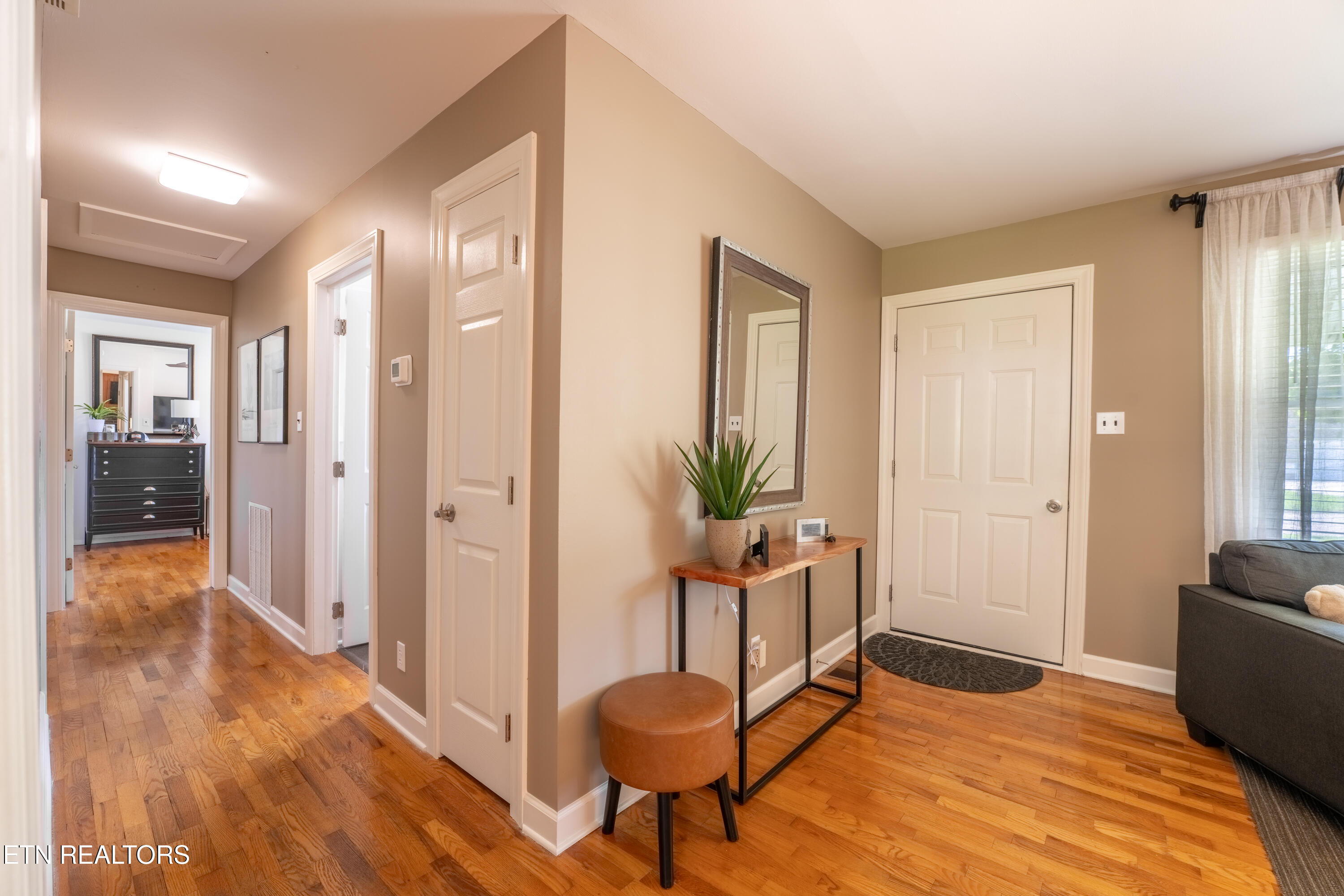 5716 Melstone Road Knoxville, TN 37912 - Photo 14 of 31 13