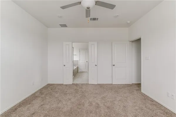 $2,100 | 712 Affazia Lane, Georgetown, TX 78628