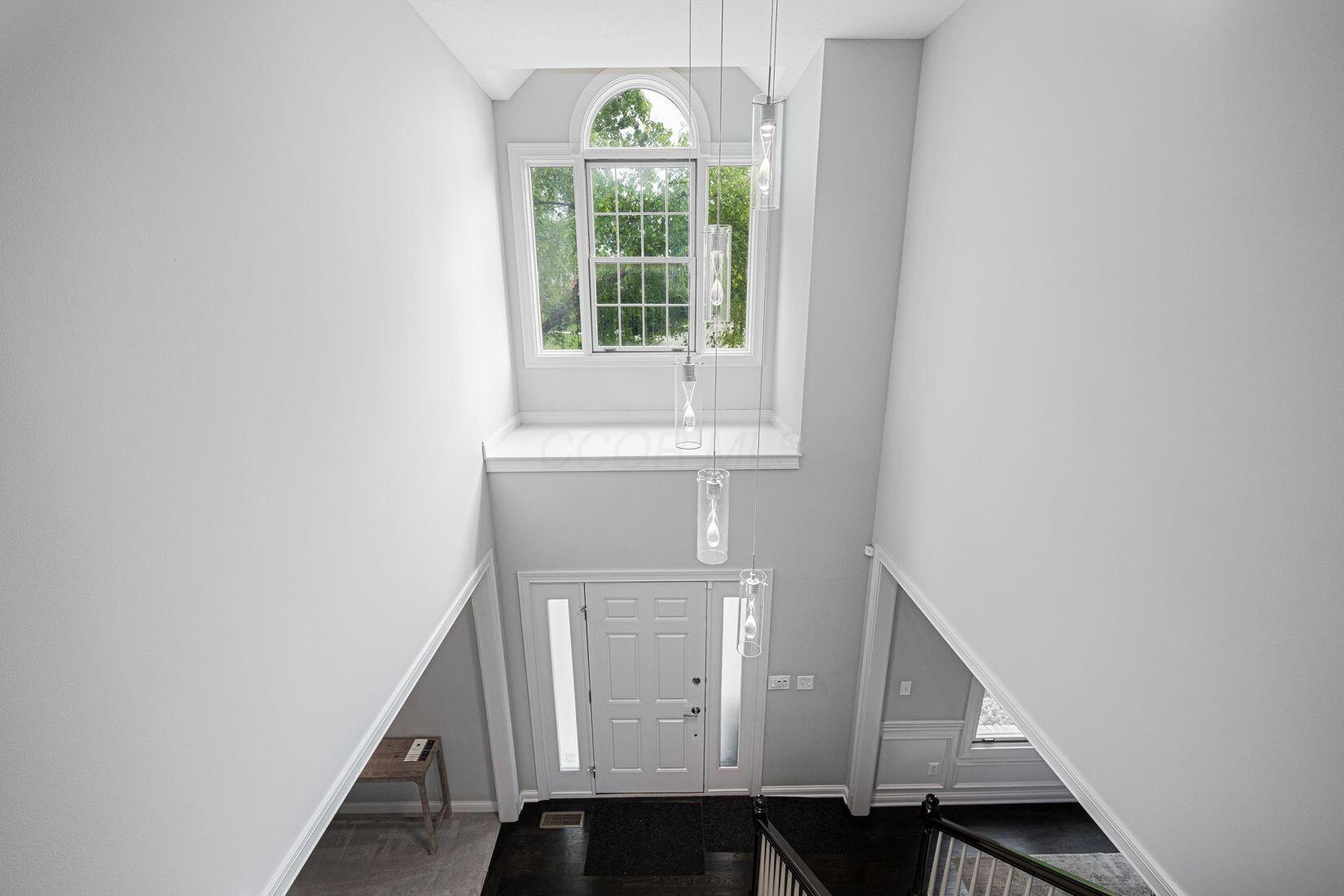 382 Beecher Road Columbus, OH 43230 - Photo 36 of 81 11-web-or-mls-Jake Bluvstein - 382 Beech
