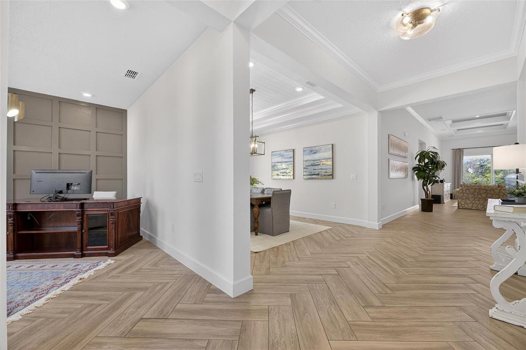 914 Signet Drive Apollo Beach, FL 33572 - Photo 11 of 100