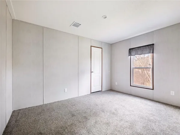 $299,900 | 7676 Pea Ridge Road, Lula, GA 30554