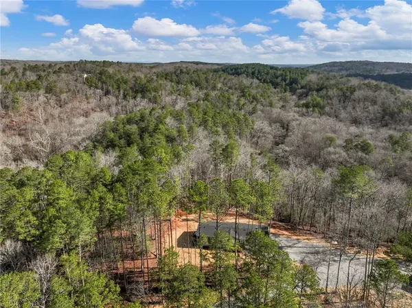 $299,900 | 7676 Pea Ridge Road, Lula, GA 30554