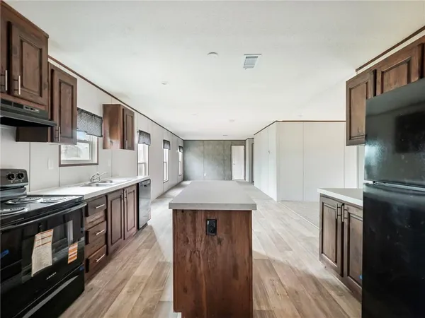 $299,900 | 7676 Pea Ridge Road, Lula, GA 30554