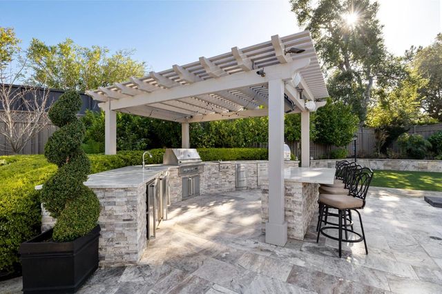 $7,800,000 | 1705 Floribunda Avenue, Hillsborough, CA 94010