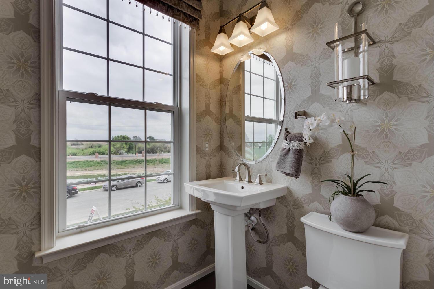 654 Blandwood Road Frederick, MD 21701 - Photo 15 of 26 Bath