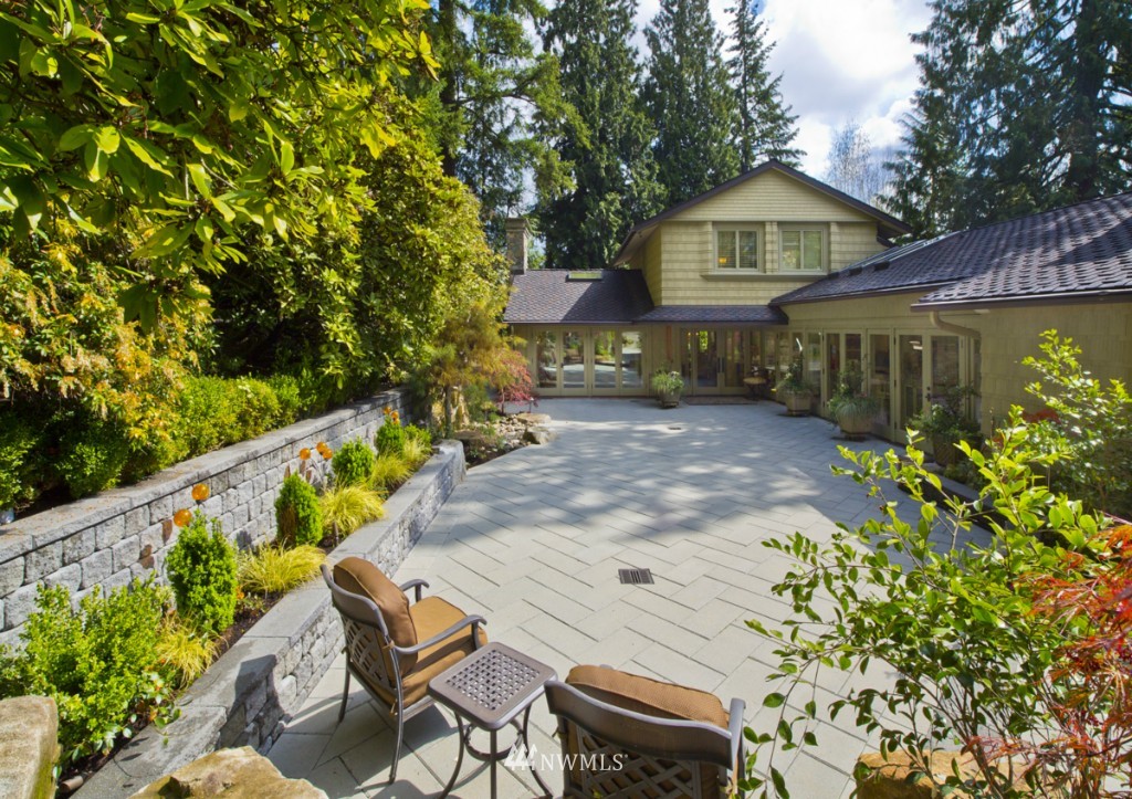 3404 Hunts Point Road Hunts Point, WA 98004 - Photo 24 of 24