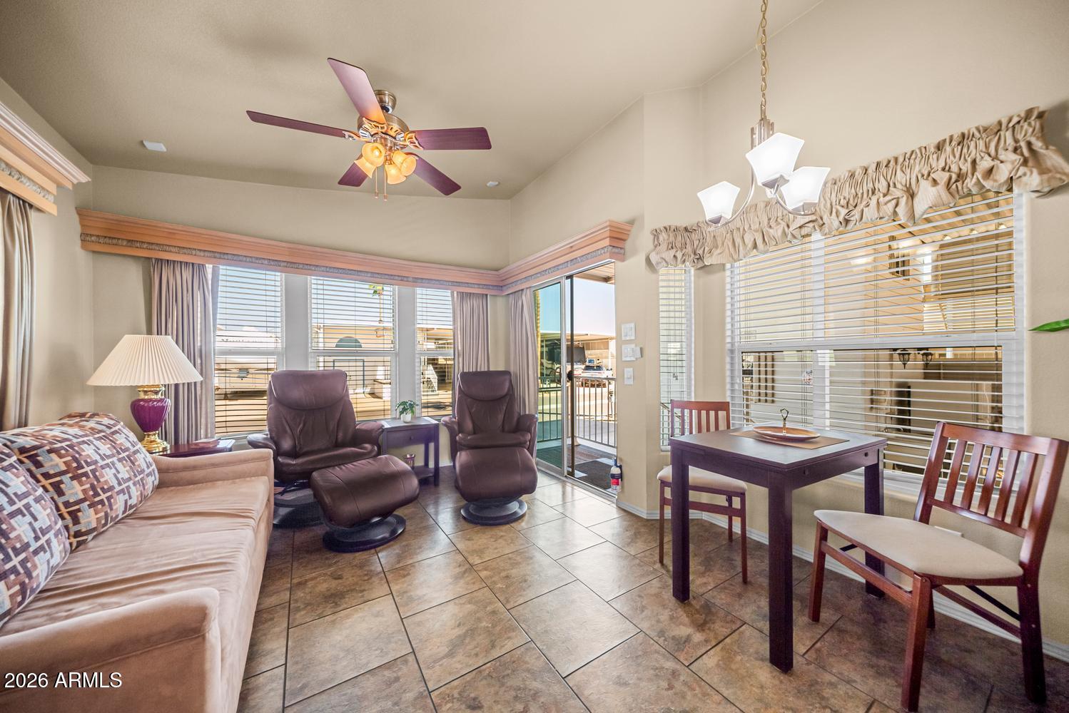 17200 West Bell Road, Unit 913 Surprise, AZ 85374 - Photo 12 of 25 HT 913 (16)