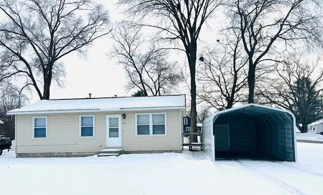 $179,900 | 407 East Lincoln Avenue, Reed City, MI 49677