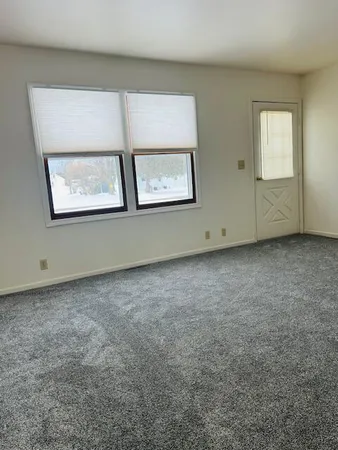 $179,900 | 407 East Lincoln Avenue, Reed City, MI 49677