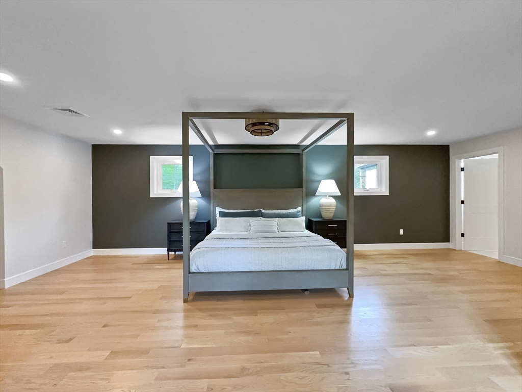 5 North Street Upton, MA 01568 - Photo 25 of 41