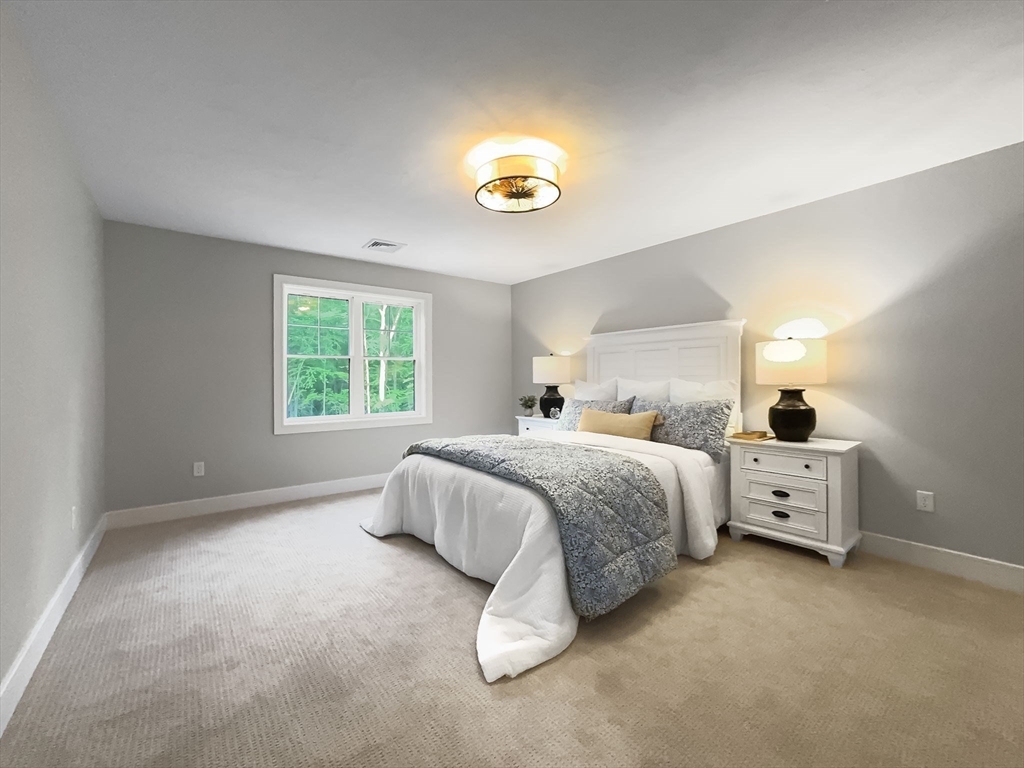 5 North Street Upton, MA 01568 - Photo 34 of 41