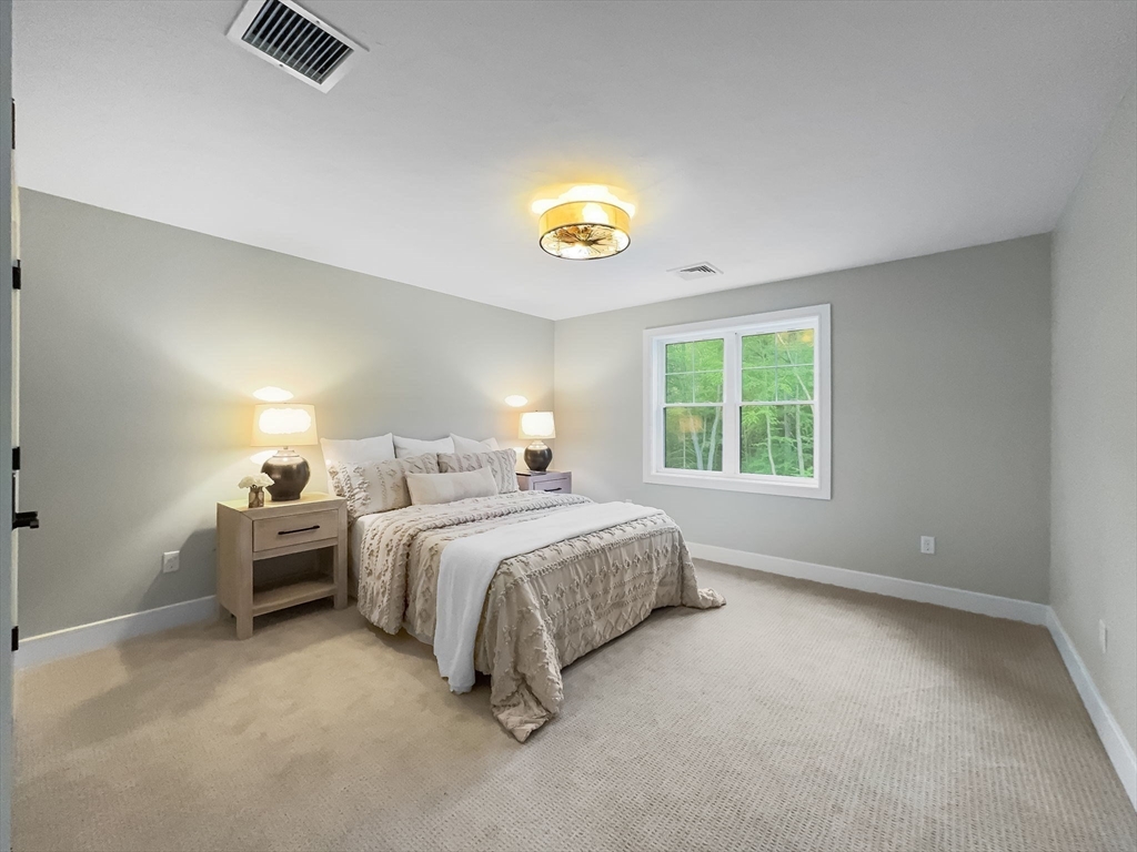 5 North Street Upton, MA 01568 - Photo 36 of 41