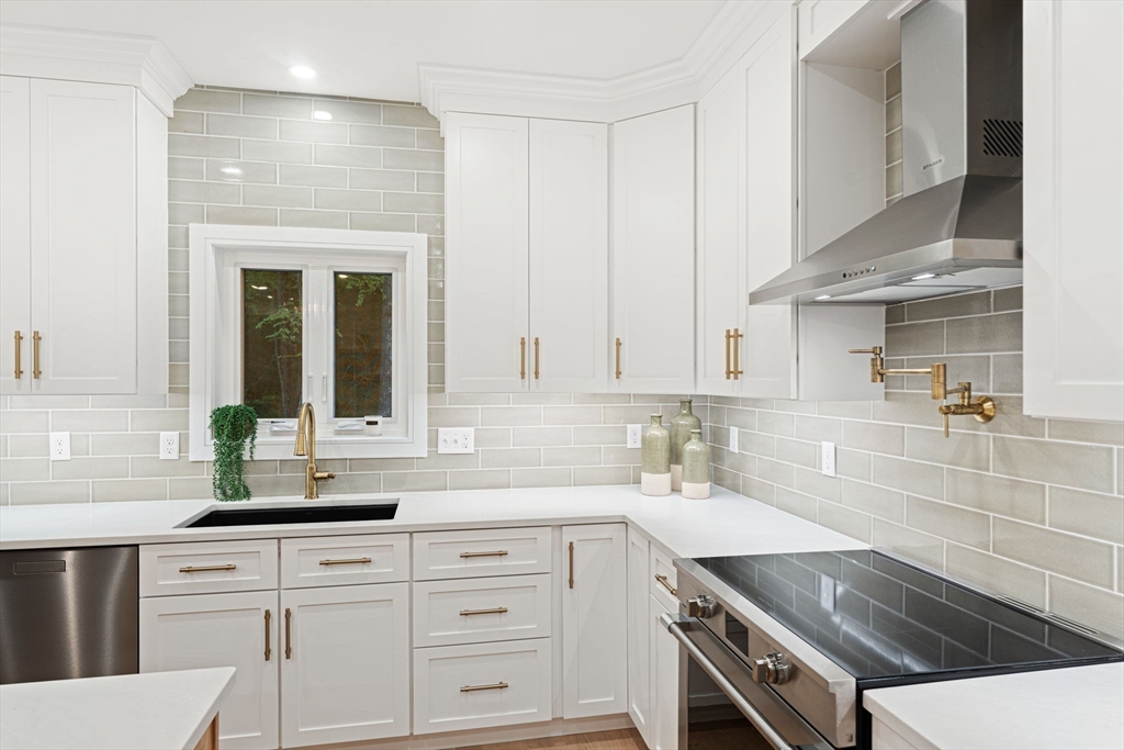 5 North Street Upton, MA 01568 - Photo 9 of 41