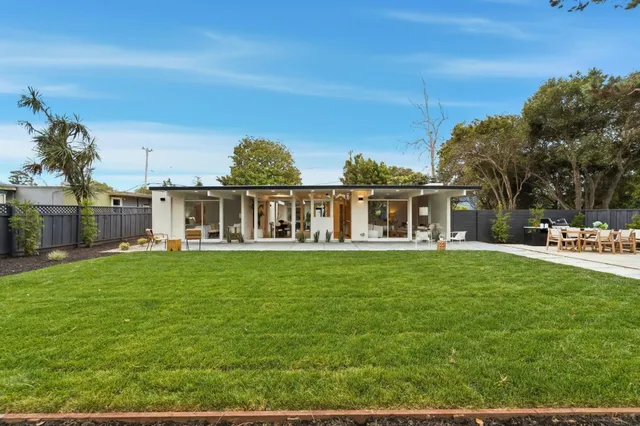 $2,798,000 | 1907 Ticonderoga Drive, San Mateo, CA 94402