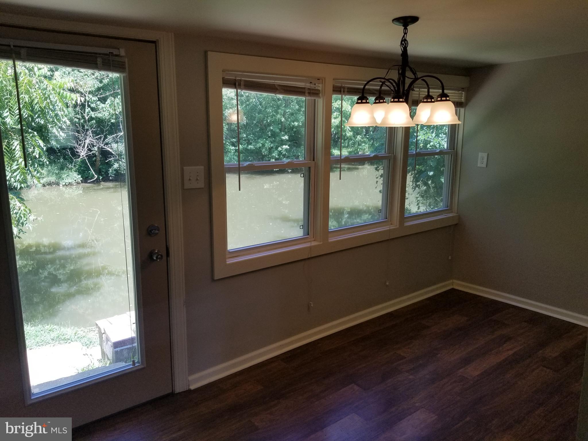 655 South Chiques Road Manheim, PA 17545 - Photo 8 of 24
