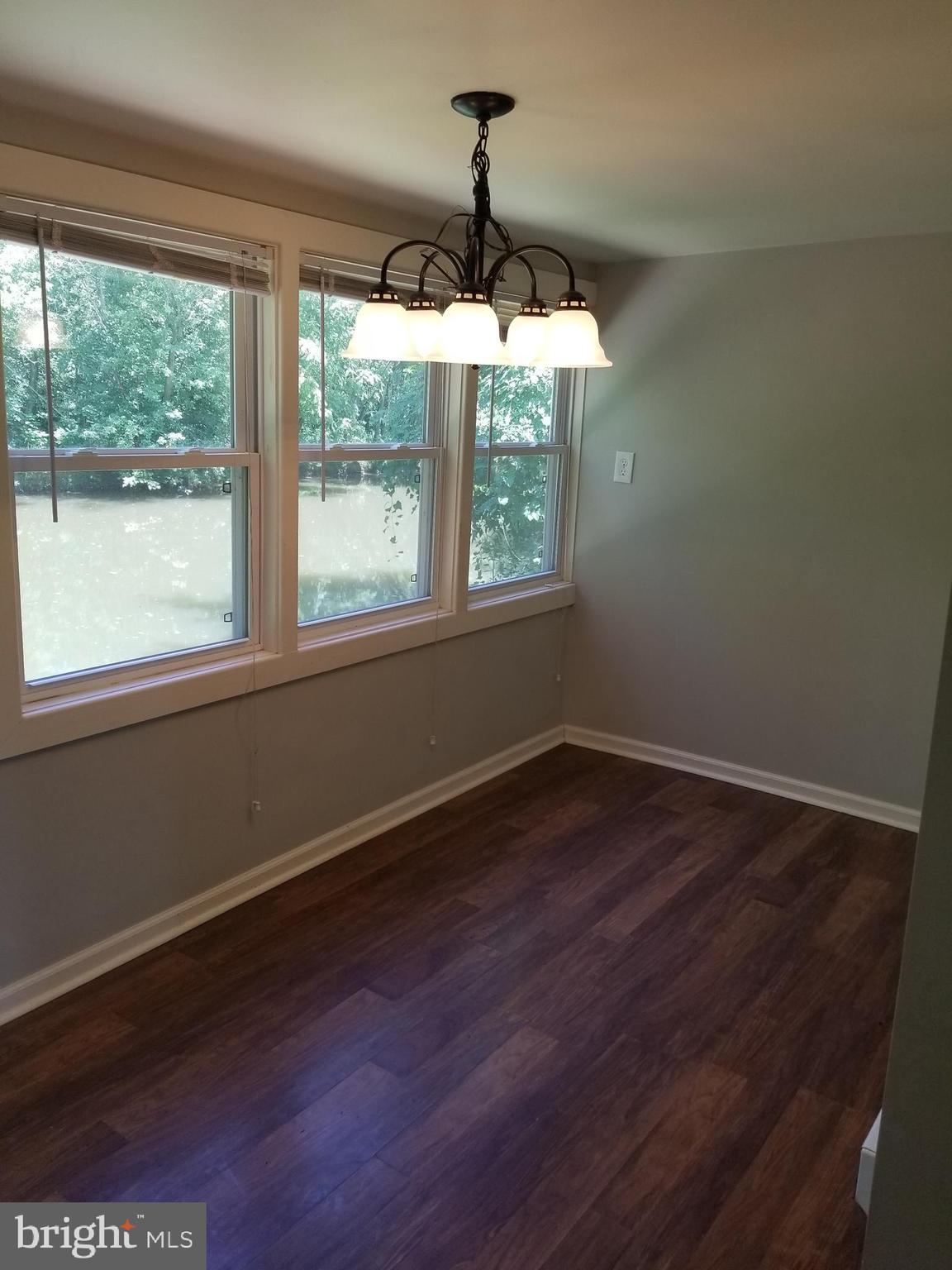 655 South Chiques Road Manheim, PA 17545 - Photo 9 of 24
