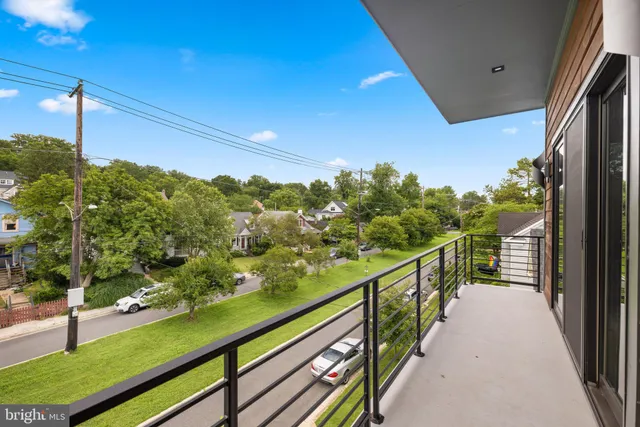 a view of a backyard of the house