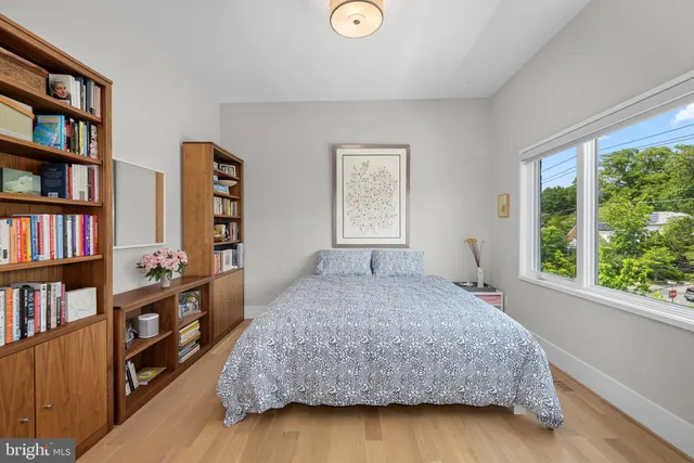 $3,075,000 | 5624 Sherier Place Northwest, Washington, DC 20016