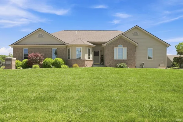 $399,900 | 11301 Miramar Cove, Roanoke, IN 46783
