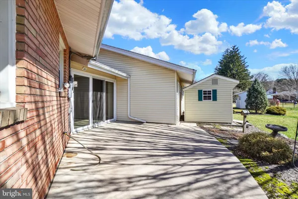 $409,900 | 3242 Elmae Drive, Lancaster, PA 17601