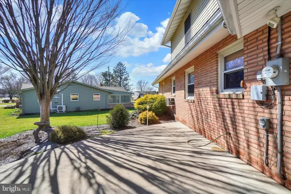 $409,900 | 3242 Elmae Drive, Lancaster, PA 17601