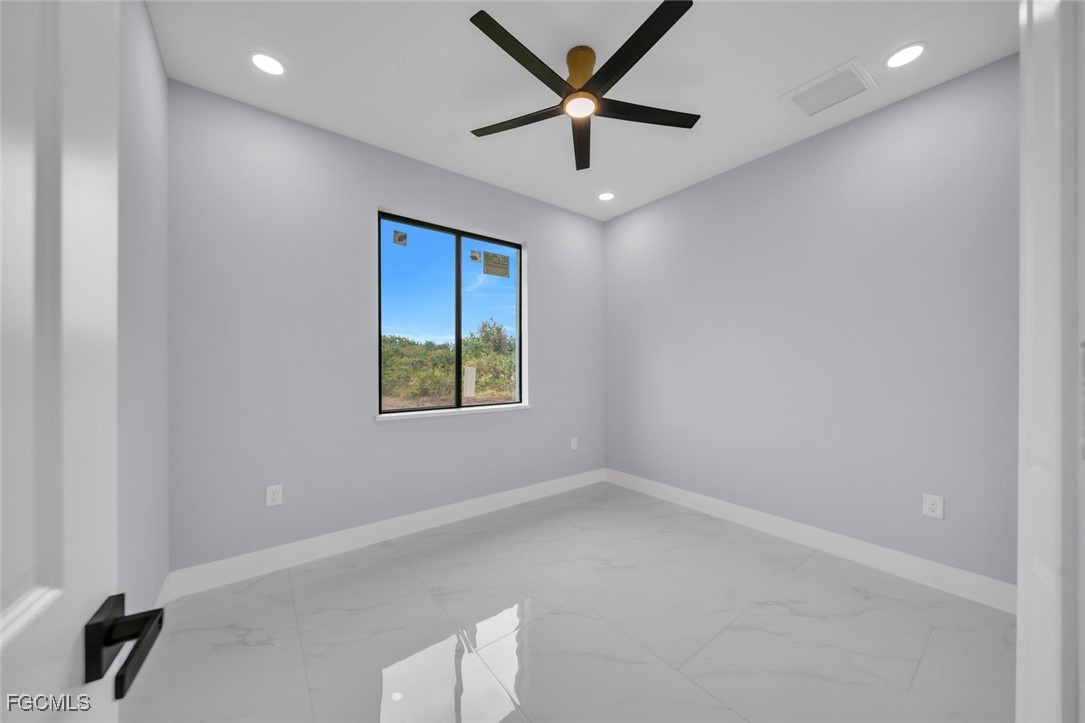 3514 2nd Street Southwest Lehigh Acres, FL 33976 - Photo 20 of 38