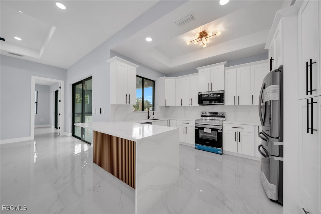 3514 2nd Street Southwest Lehigh Acres, FL 33976 - Photo 8 of 38