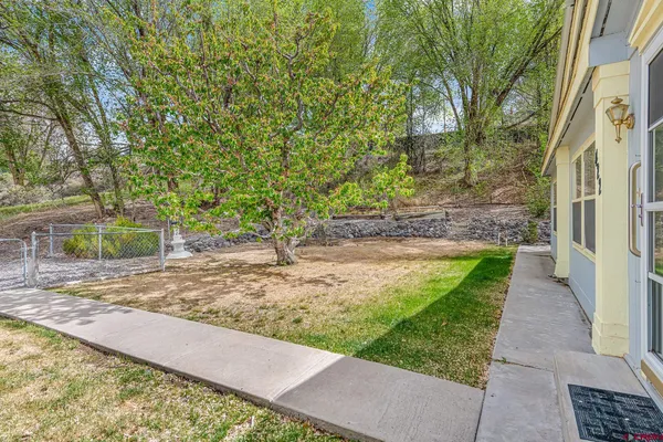 $335,000 | 422 East 5th Street, Delta, CO 81416