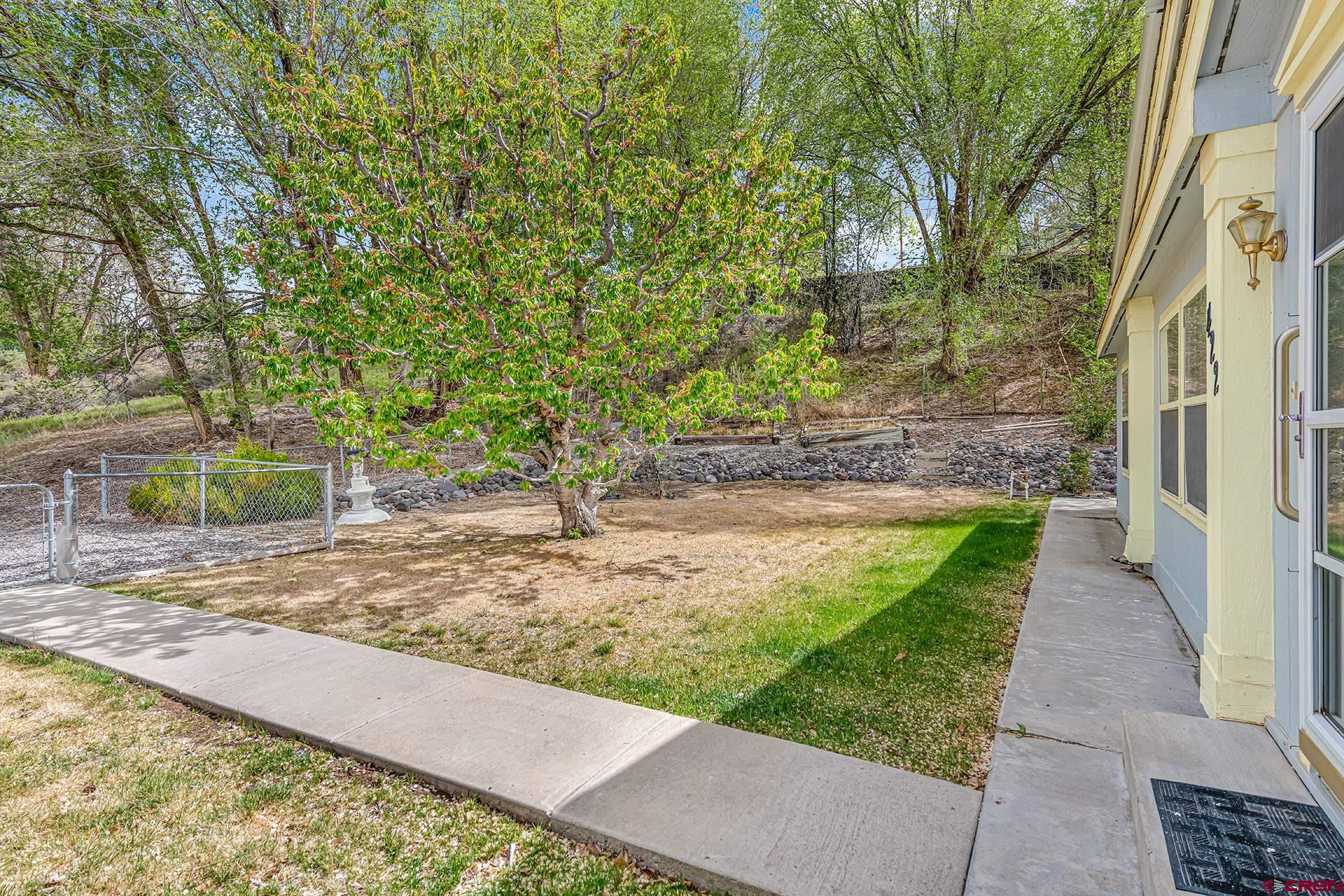 422 East 5th Street Delta, CO 81416 - Photo 6 of 35