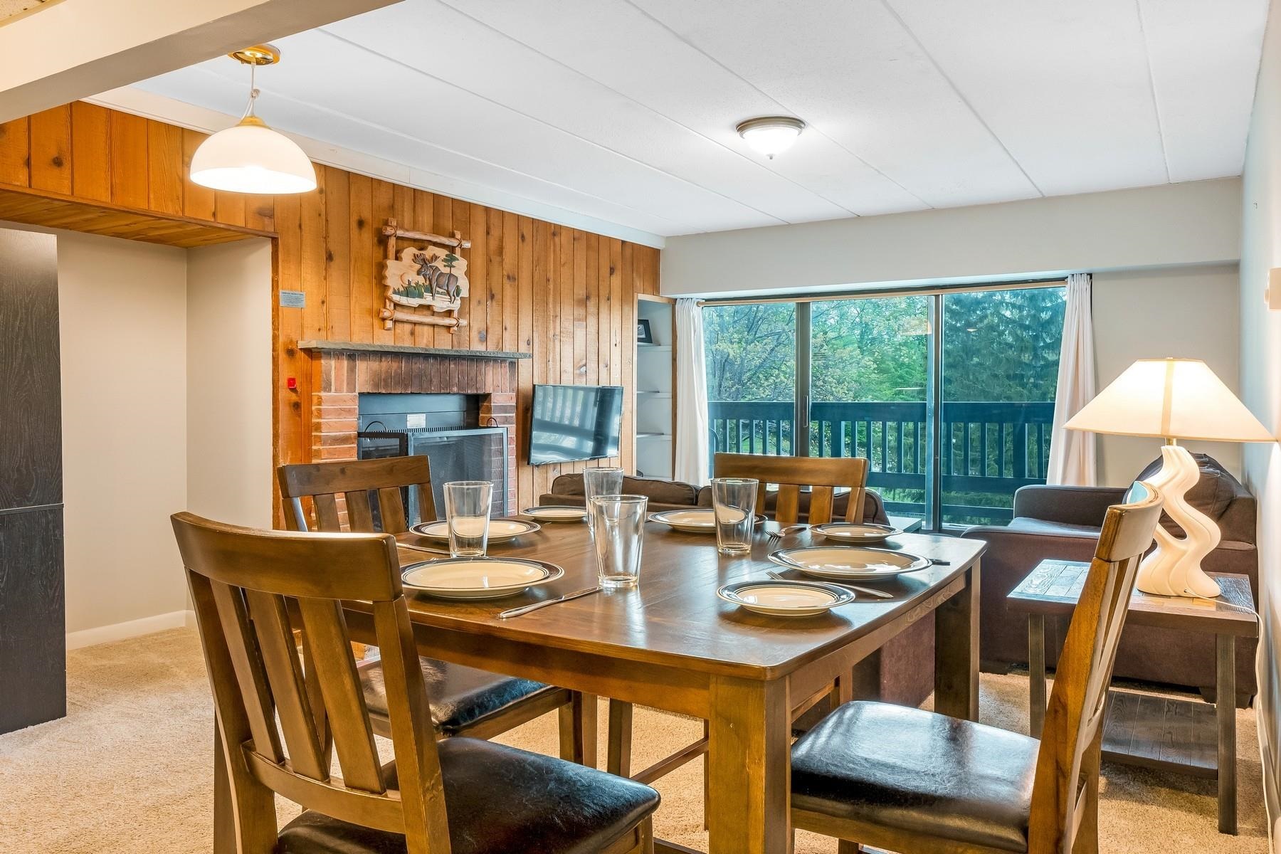 135 East Mountain Road, Unit 1D8 Killington, VT 05751 - Photo 3 of 10